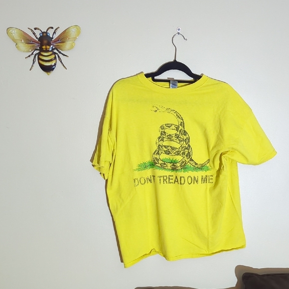 Gildan Bright Yellow Heavy Cotton T-Shirt - Picture 1 of 6